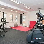 5 Person In Romo-by Traum * Sønderby