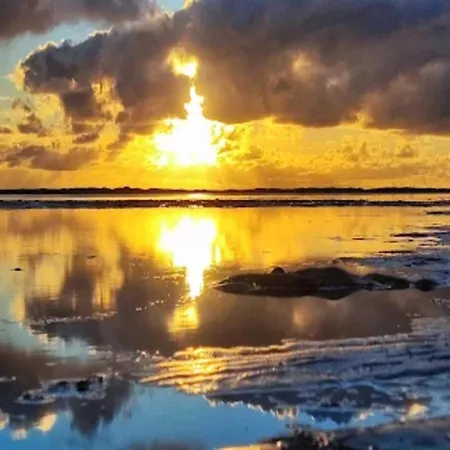 5 Person In Romo-by Traum Sønderby